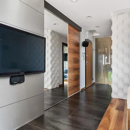 Luxurious Apartments Walonska With Underground Garage By Noclegi Renters Wroclaw Exterior photo
