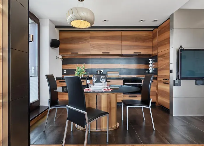 Luxurious Apartments Walonska With Underground Garage By Noclegi Renters