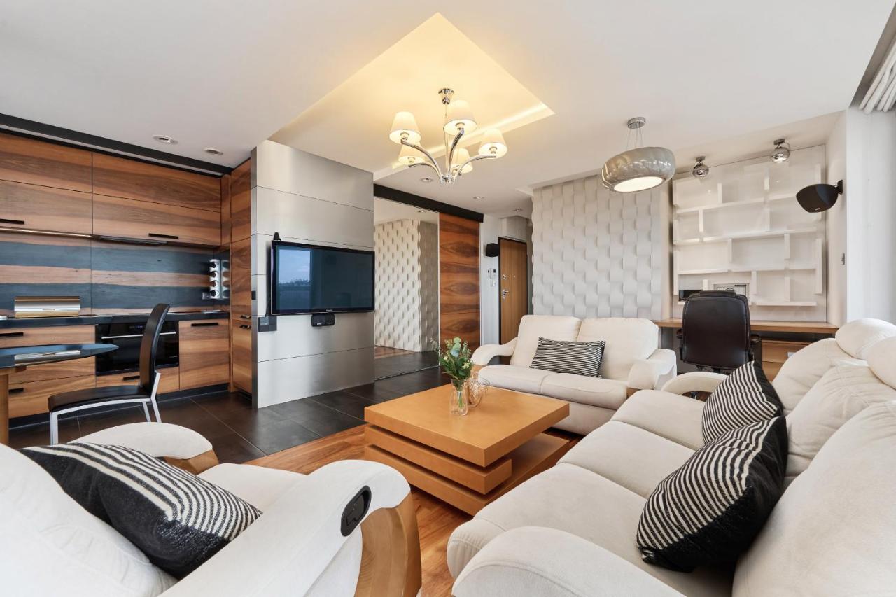 Luxurious Walonska With Underground Garage By Renters Wroclaw