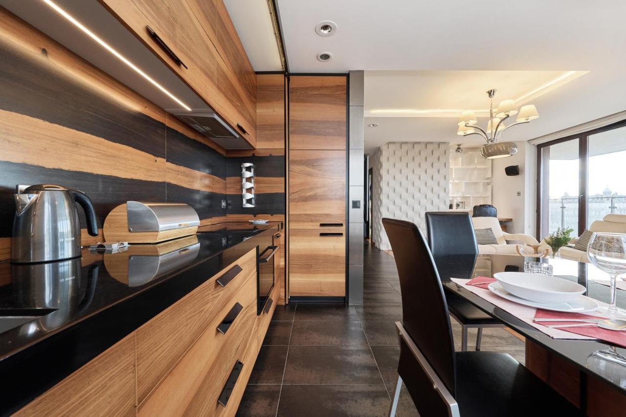 Luxurious Walonska With Underground Garage By Renters Wroclaw