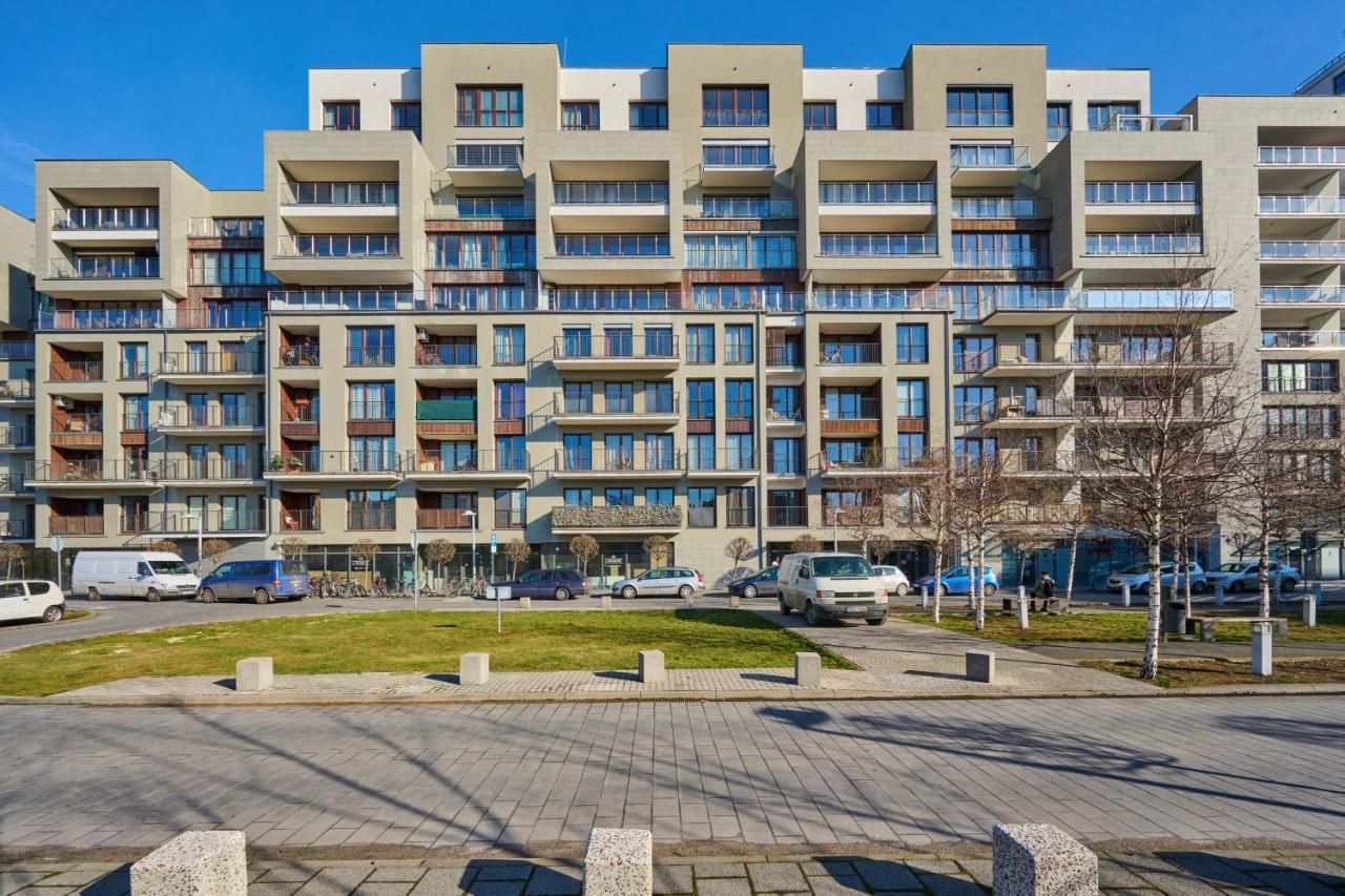 Luxurious Walonska With Underground Garage By Renters Apartment